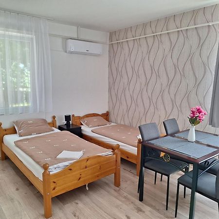 Nikolett Apartman Hajdúszoboszló Eksteriør billede